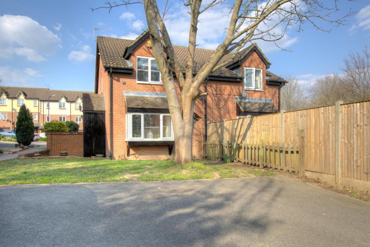 Windsor Burnham Ascot Haven Sleeps 4 Vila Slough Exterior foto
