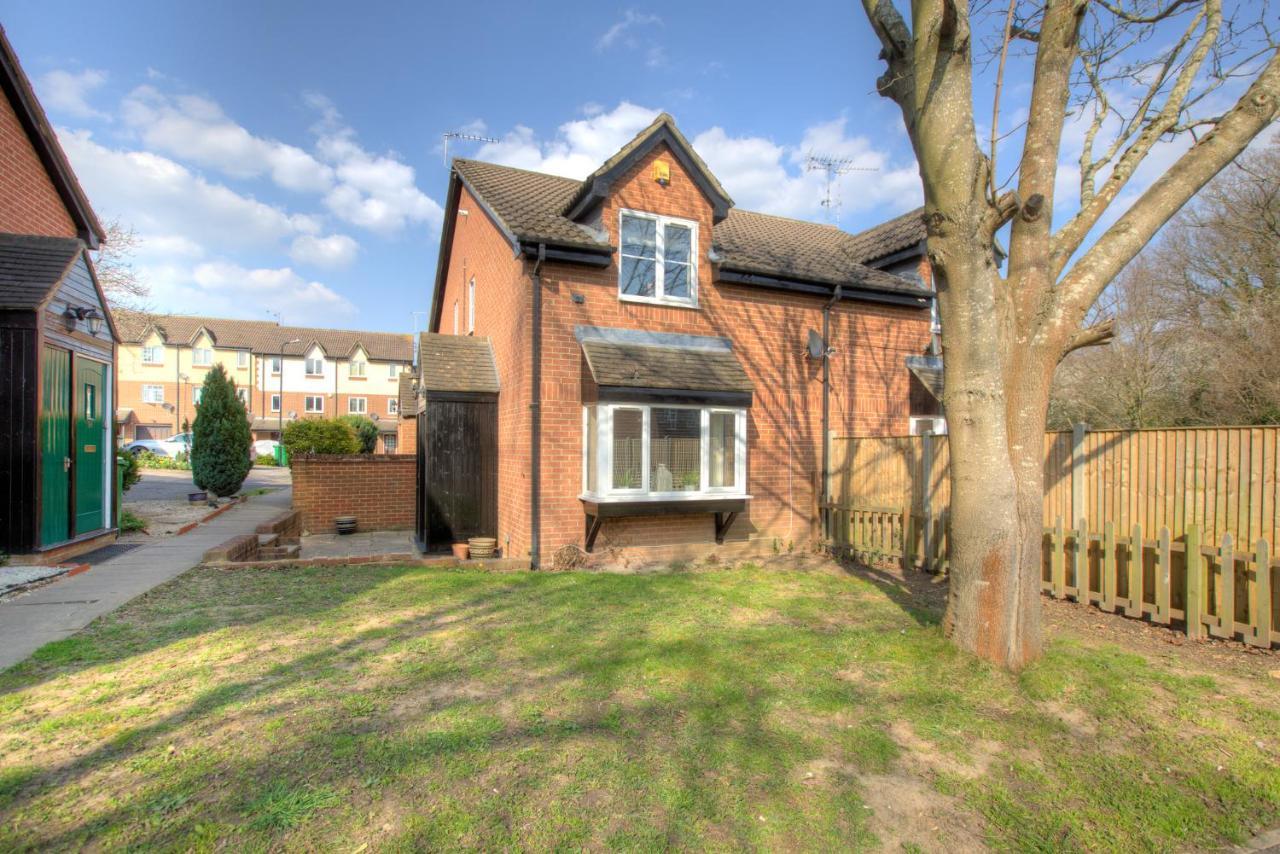 Windsor Burnham Ascot Haven Sleeps 4 Vila Slough Exterior foto