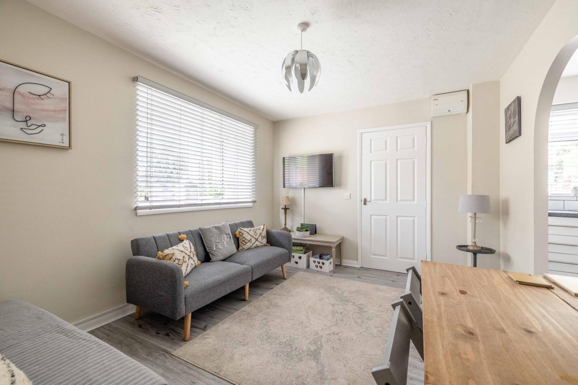 Windsor Burnham Ascot Haven Sleeps 4 Vila Slough Exterior foto