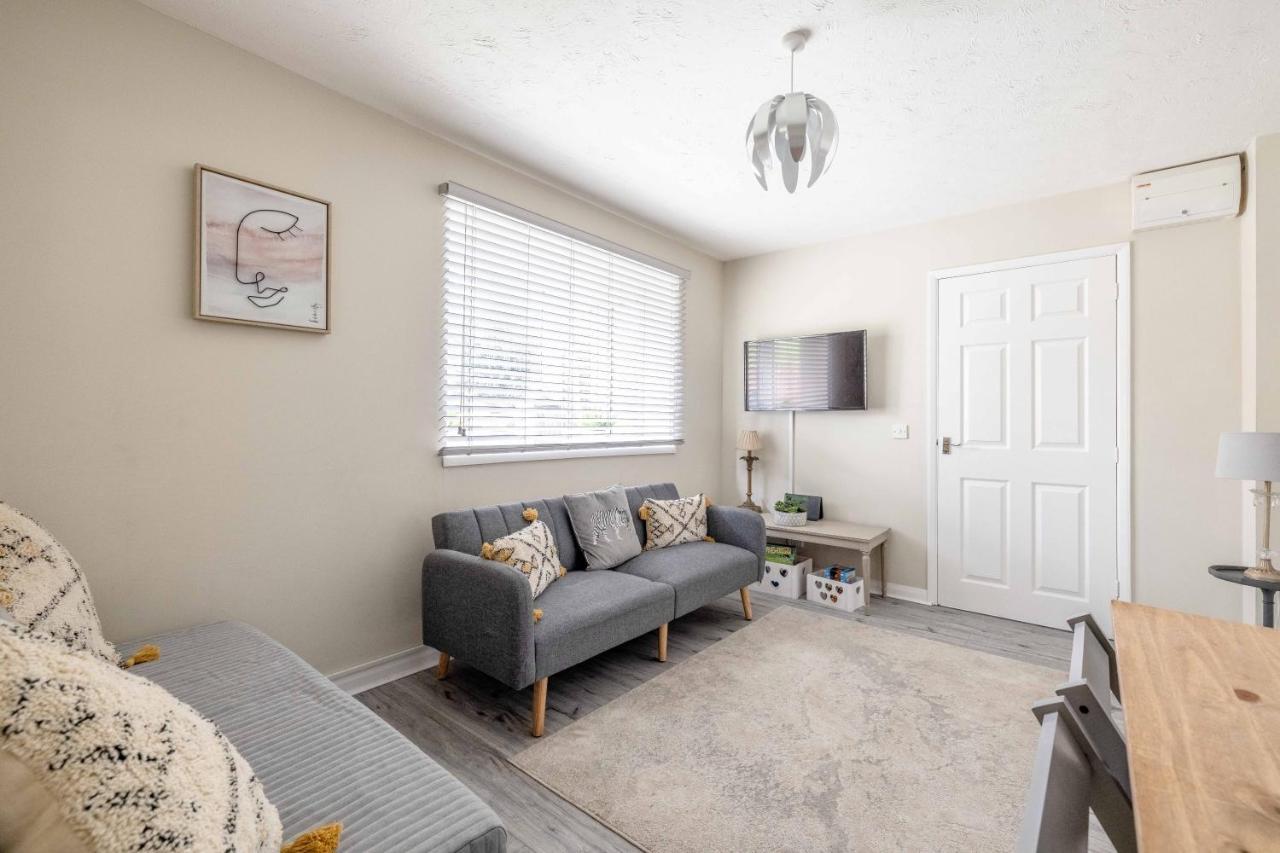 Windsor Burnham Ascot Haven Sleeps 4 Vila Slough Exterior foto