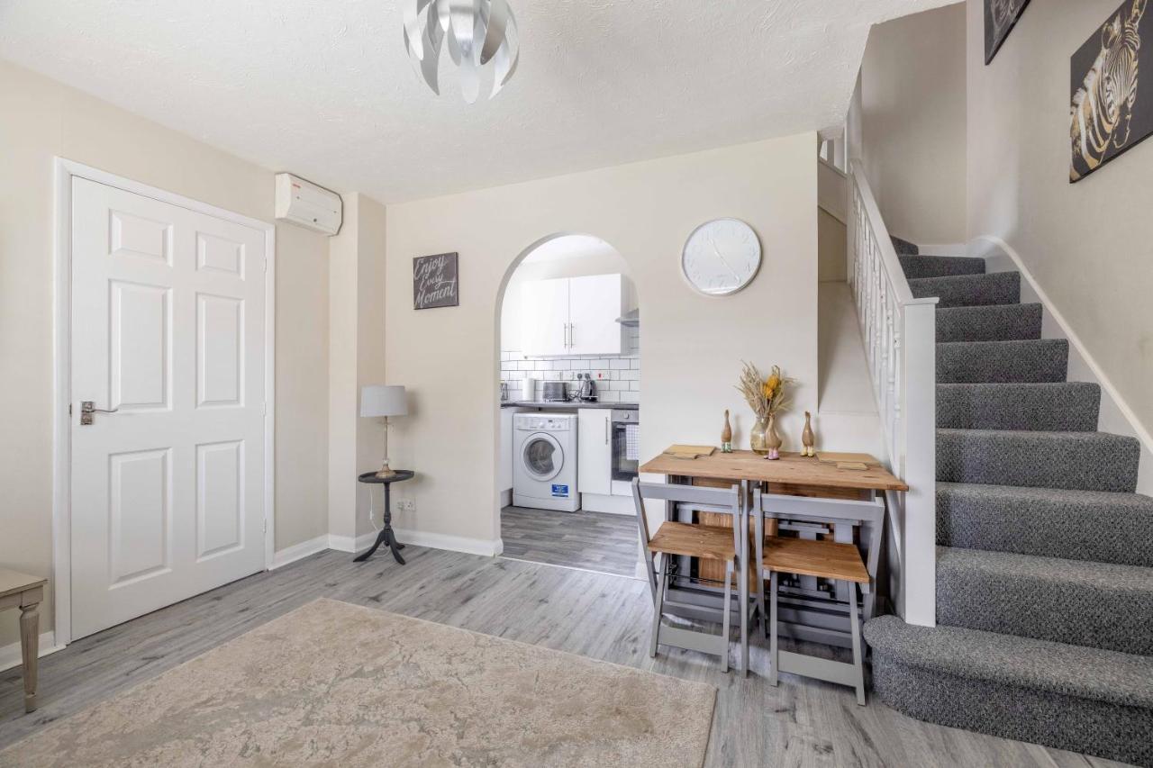 Windsor Burnham Ascot Haven Sleeps 4 Vila Slough Exterior foto